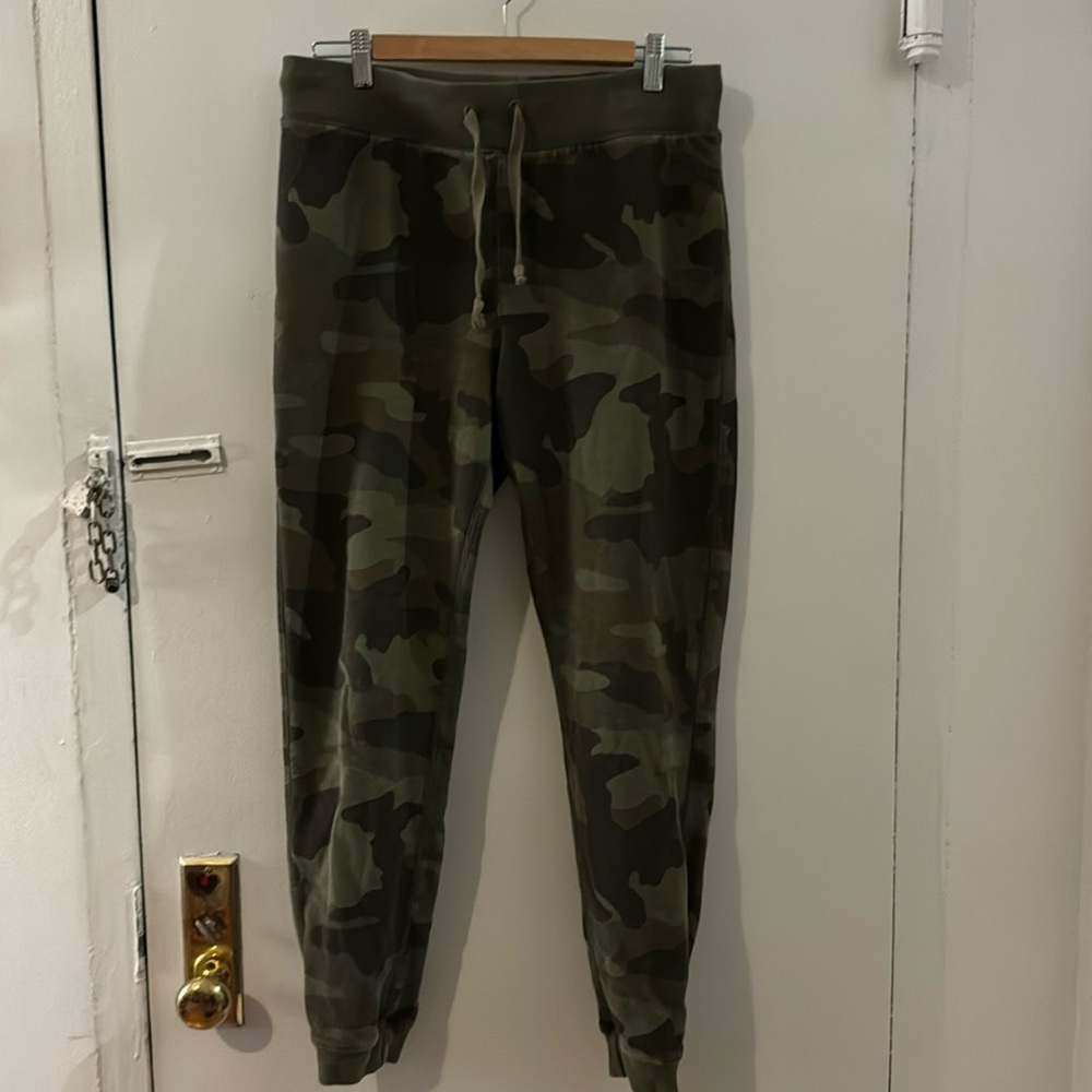 JCrew vintage fleece camo jogger sweatpants size small